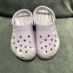Crocs Classic Marbled purple Clogs, size 8